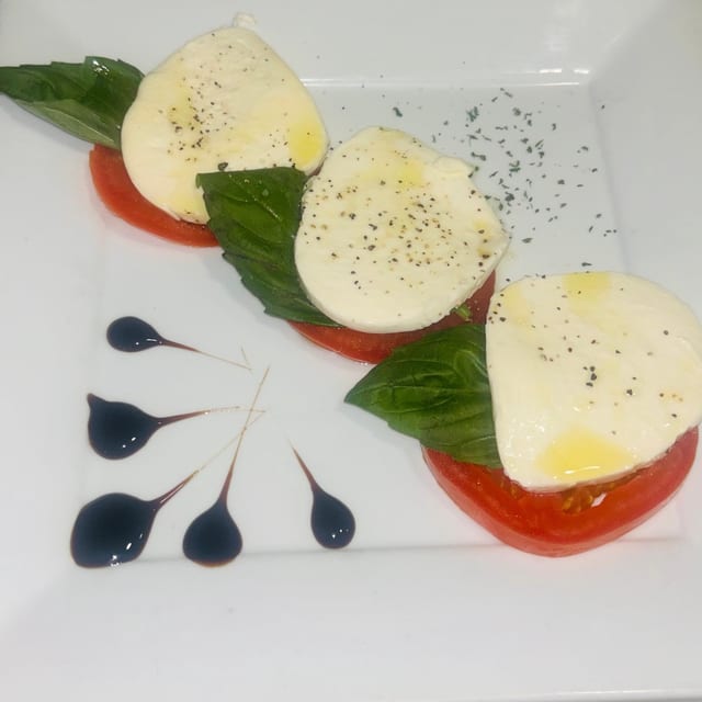Mozzarella Caprese.